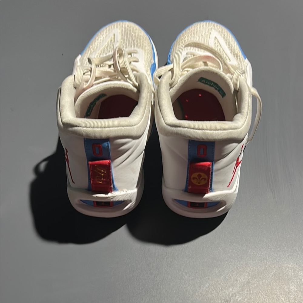 Jordan Tatum 1 Athletic Shoes - White, Blue, Red View 3